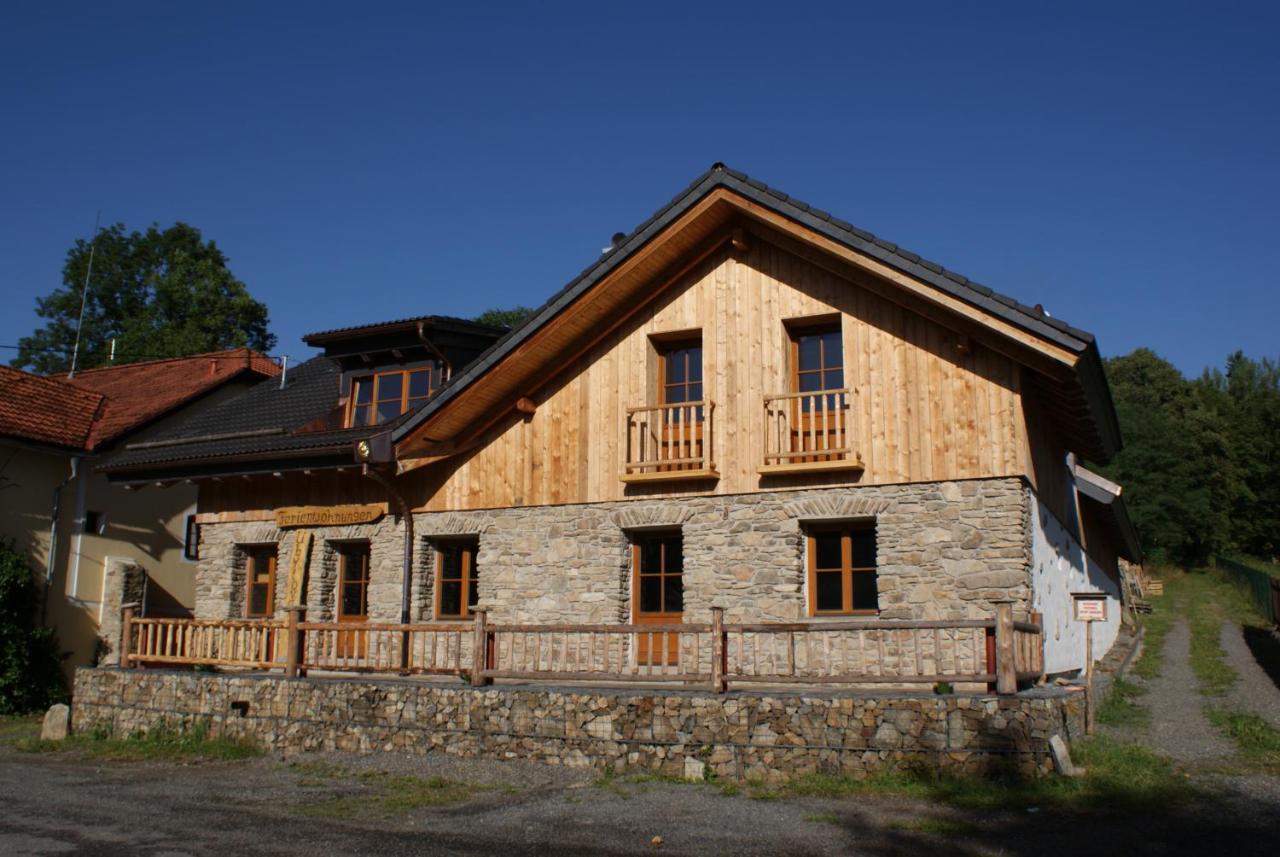 Abgeschiedene Ferienwohnung Im Boehmerwald 卡什佩尔斯凯霍里 外观 照片