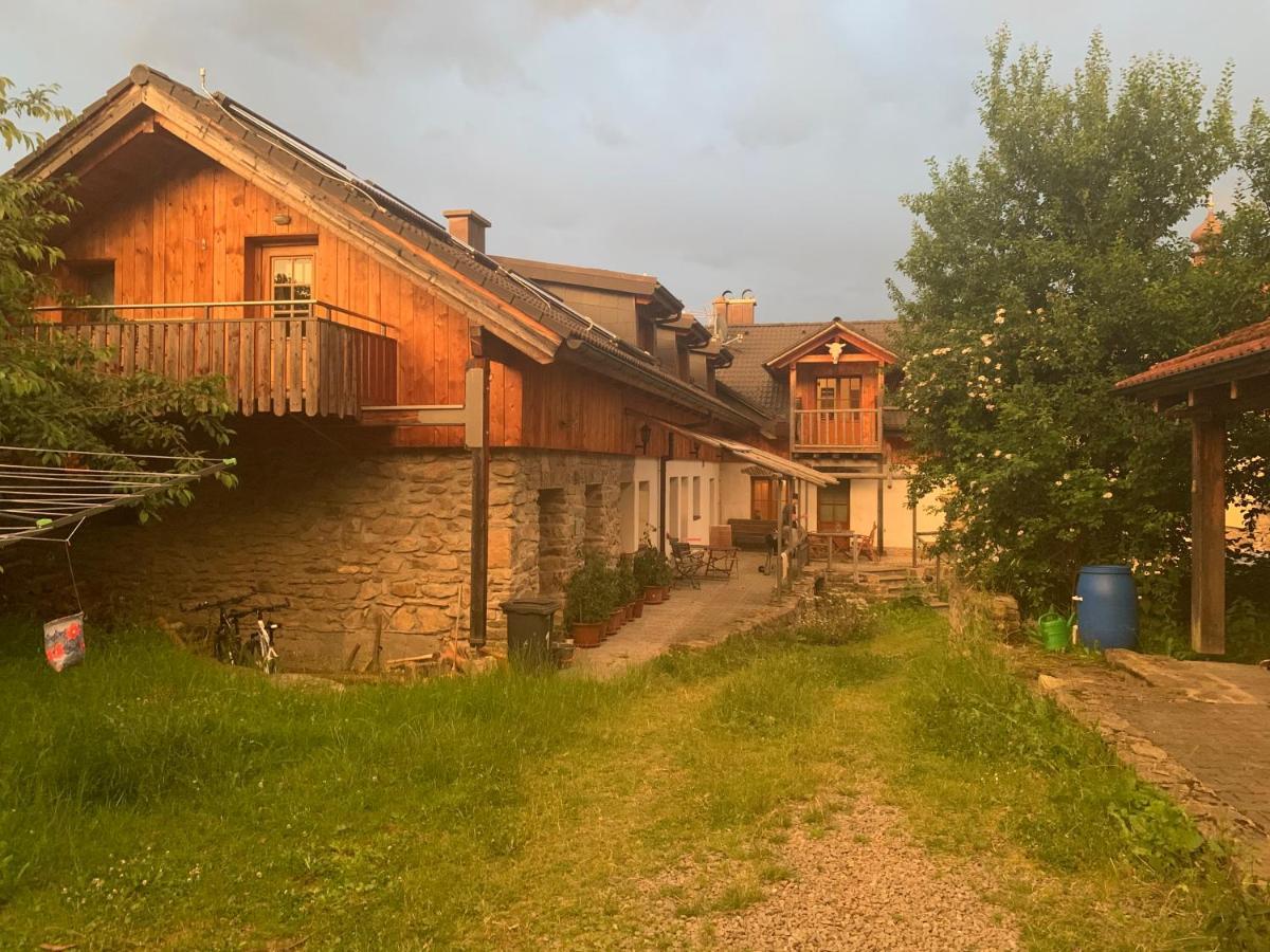Abgeschiedene Ferienwohnung Im Boehmerwald 卡什佩尔斯凯霍里 外观 照片